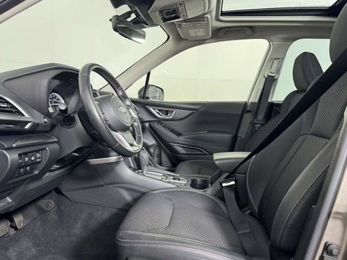 Used 2023 Subaru Forester Premium AWD/4WD image 4