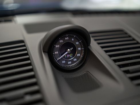 Used 2022 Porsche 911 Turbo S image 13