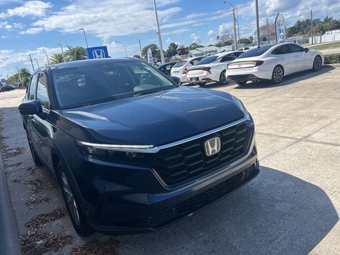 Used 2024 Honda CR-V EX-L image 3