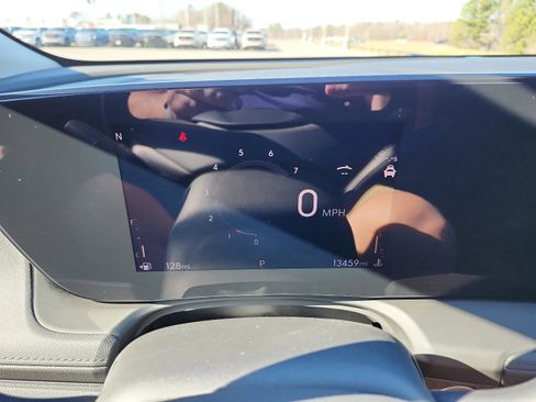 Certified 2025 Buick Encore GX Avenir w/ Avenir Technology Package image 23