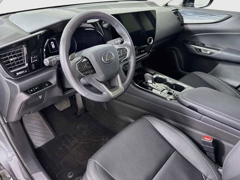 Used 2024 Lexus NX 350 AWD w/ Vision Package image 4