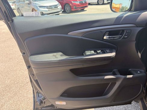 Certified 2023 Honda Ridgeline RTL-E image 12