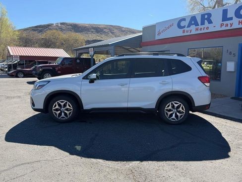 Used 2021 Subaru Forester Premium w/ Popular Package #1 image 8