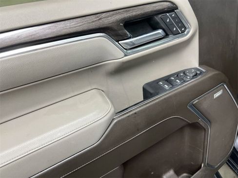 Used 2023 Chevrolet Silverado 1500 LTZ w/ LTZ Premium Package image 22