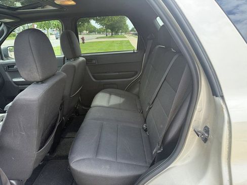 Used 2011 Ford Escape XLT w/ 202A Rapid Spec Order Code AWD/4WD image 11