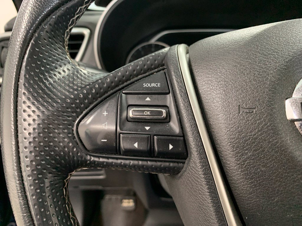 Used 2019 Nissan Maxima 3.5 SV w/ Floor Mat Group FWD image 16