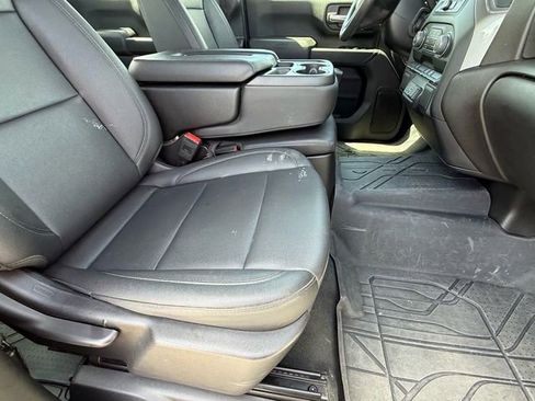 Used 2024 Chevrolet Silverado 2500 W/T RWD image 11