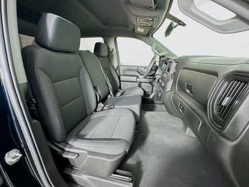 Used 2020 Chevrolet Silverado 2500 Custom w/ Custom Convenience Package image 27