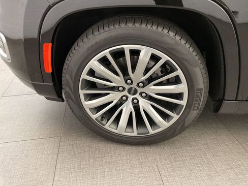 New 2025 Jeep Wagoneer Series II image 10