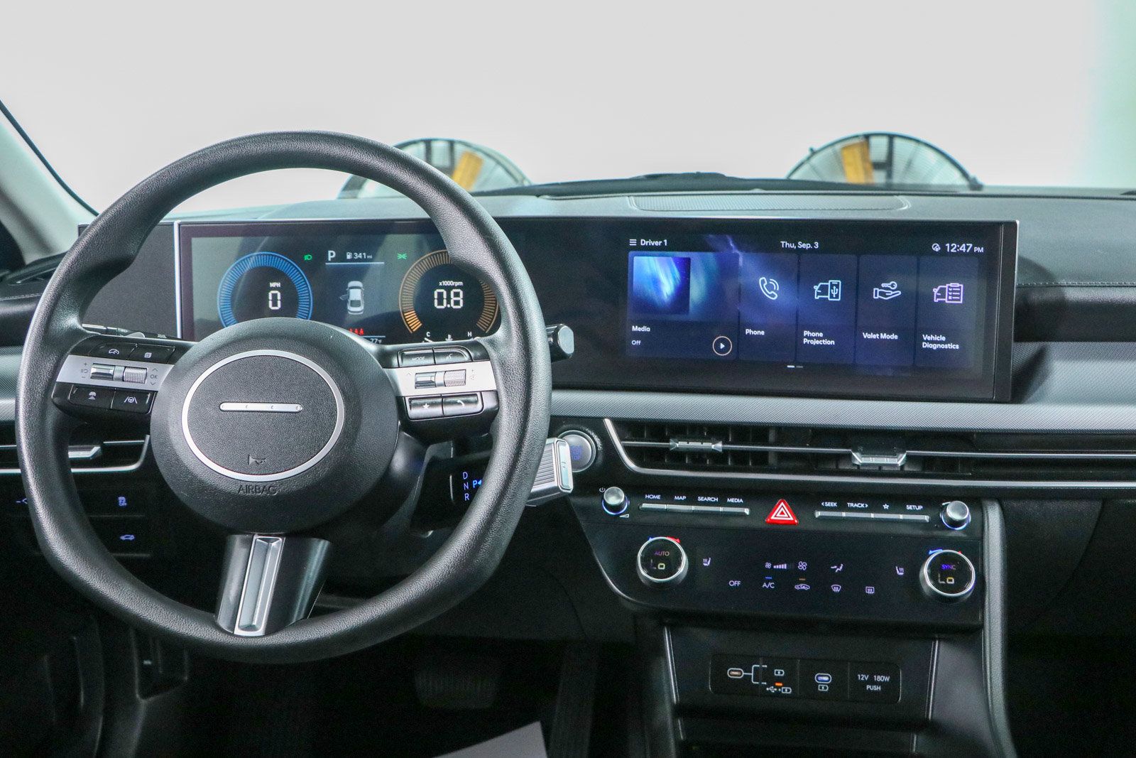 Used 2025 Hyundai Sonata SEL FWD image 17