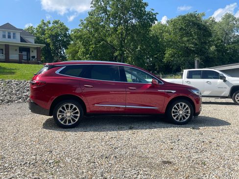 Used 2019 Buick Enclave Premium w/ Experience Buick Package image 7
