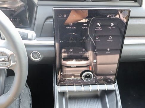 New 2026 GMC Terrain Denali AWD/4WD image 22