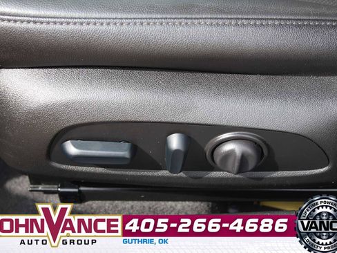 Used 2024 Chevrolet Malibu LT FWD image 25