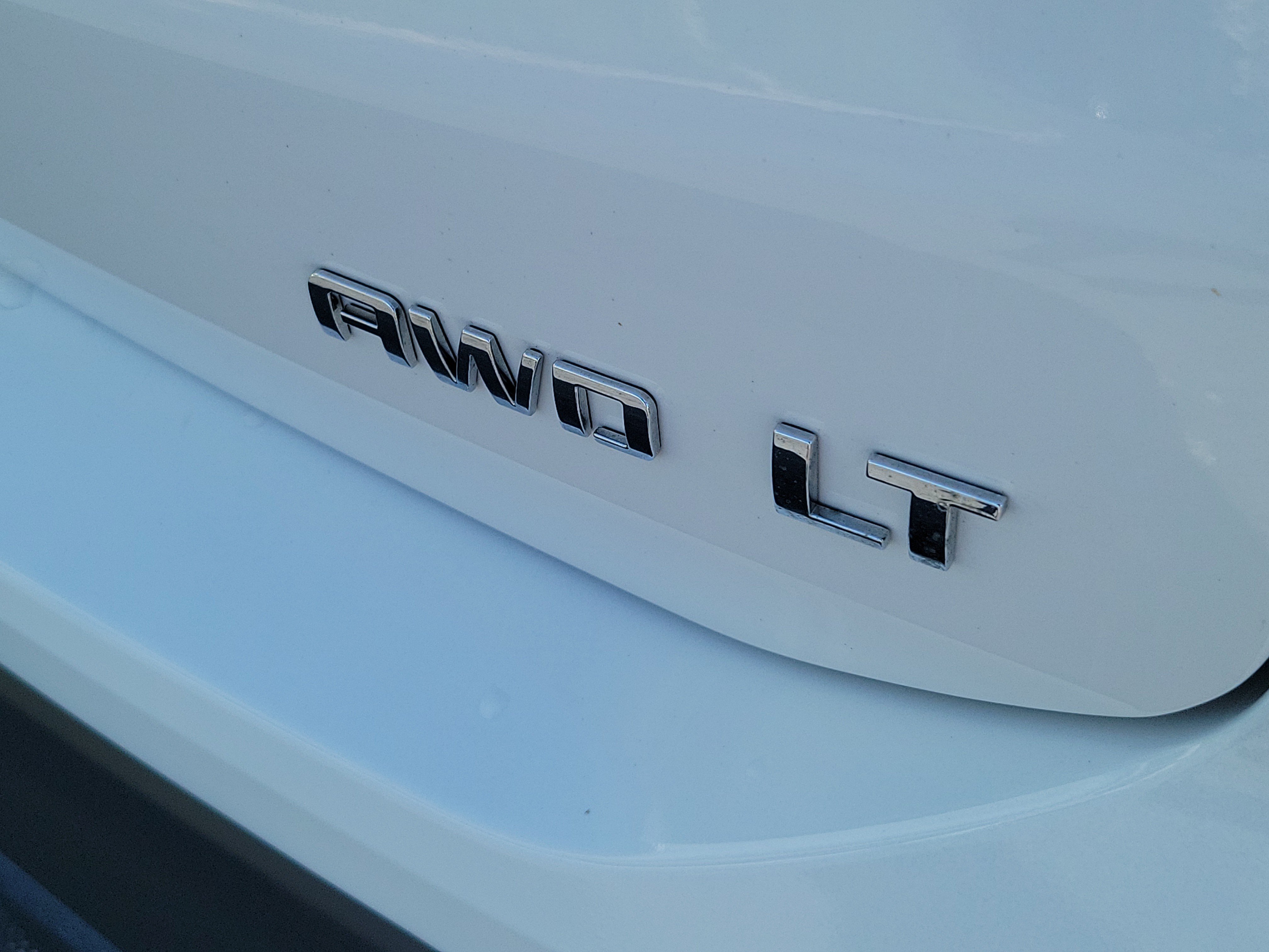 Used 2024 Chevrolet Equinox LT AWD/4WD image 5