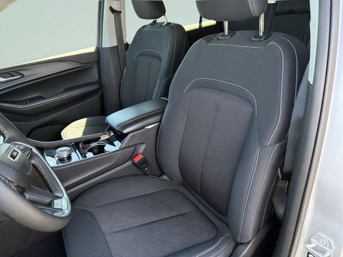 Used 2023 Jeep Grand Cherokee L Laredo w/ Luxury Tech Group I AWD/4WD image 17