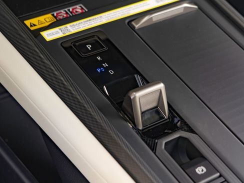 New 2026 Lexus ES 350e FWD image 24