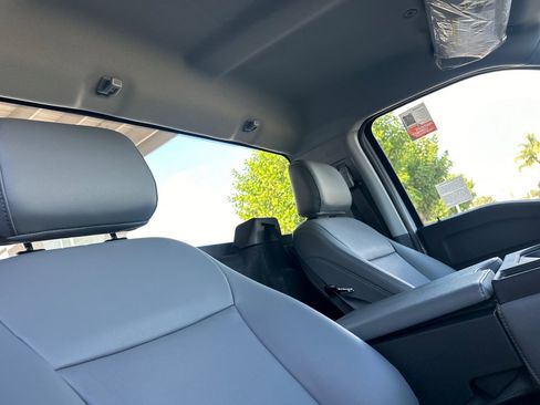 New 2026 Ford F250 XL w/ XL Chrome Package image 15