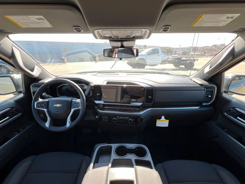 New 2026 Chevrolet Silverado 1500 LT image 10