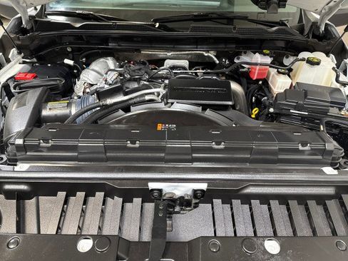 Used 2024 GMC Sierra 2500 AT4X image 90