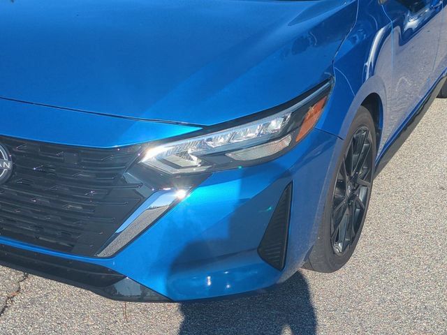 Used 2025 Nissan Sentra SR w/ Midnight Edition FWD image 9
