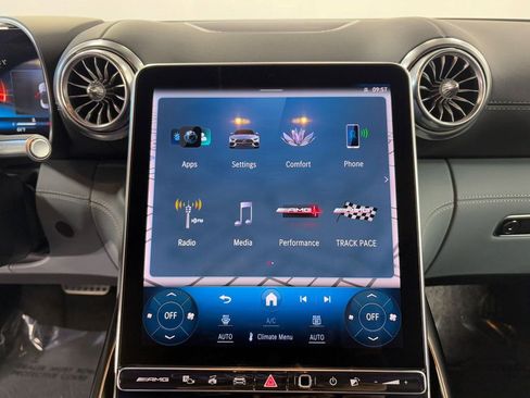 Used 2022 Mercedes-Benz SL 55 AMG SL 55 AMG w/ Driver Assistance Package image 20