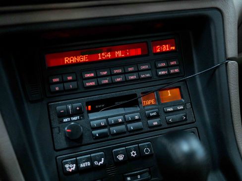 Used 1993 BMW 850Ci image 66