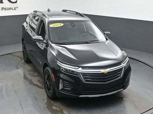 Used 2024 Chevrolet Equinox LT w/ LPO, Floor Liner Package FWD image 46