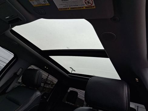 Used 2023 Ford F250 Lariat w/ Lariat Ultimate Package image 16