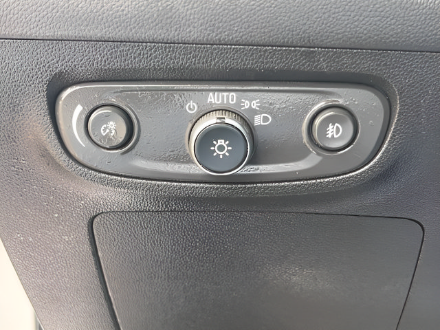 Used 2022 Buick Encore GX Select FWD image 23