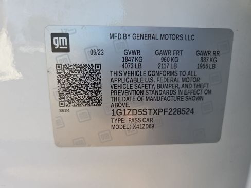 Used 2023 Chevrolet Malibu LT FWD image 29