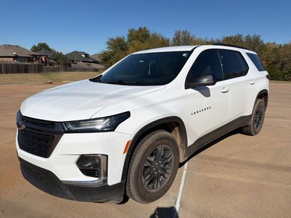 Used 2022 Chevrolet Traverse LS w/ Midnight/Sport Edition