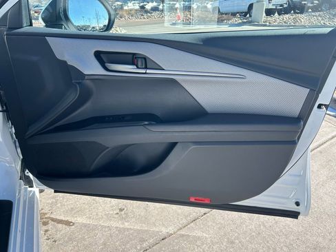 New 2026 Toyota Camry SE AWD/4WD image 25