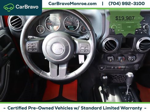 Used 2018 Jeep Wrangler Unlimited Sport w/ Connectivity Group AWD/4WD image 22