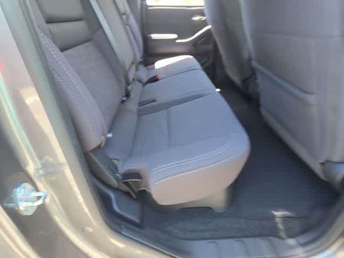 Used 2024 Nissan Frontier SV w/ SV Convenience Package RWD image 19