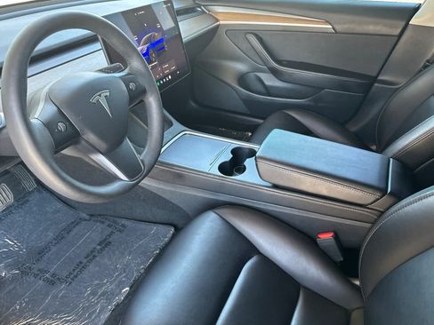 Used 2022 Tesla Model 3 Long Range AWD/4WD image 11