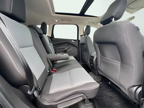 Used 2018 Ford Escape SE image 24