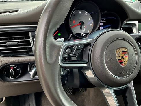 Used 2019 Porsche Macan S AWD/4WD image 11