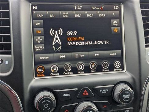 Used 2018 Jeep Grand Cherokee Altitude image 13