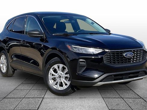 Used 2023 Ford Escape Active image 2