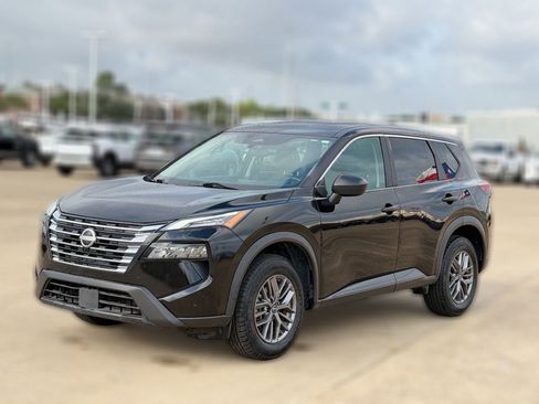 Certified 2024 Nissan Rogue S AWD/4WD image 3