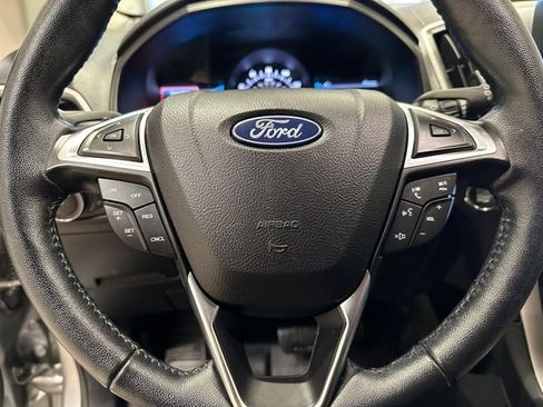 Used 2022 Ford Edge SEL w/ Convenience Package image 8