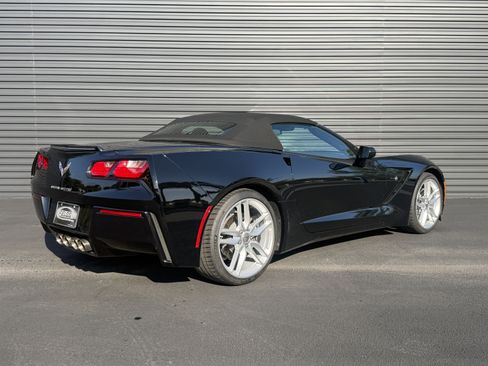 Used 2019 Chevrolet Corvette Stingray Convertible w/ 1LT RWD image 9