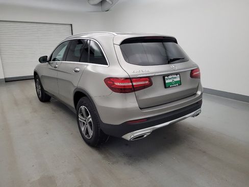 Used 2019 Mercedes-Benz GLC 300 4MATIC image 5