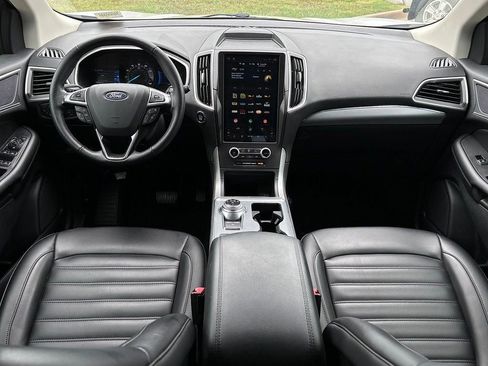 Used 2021 Ford Edge SEL w/ Class II Trailer Tow Package AWD/4WD image 10