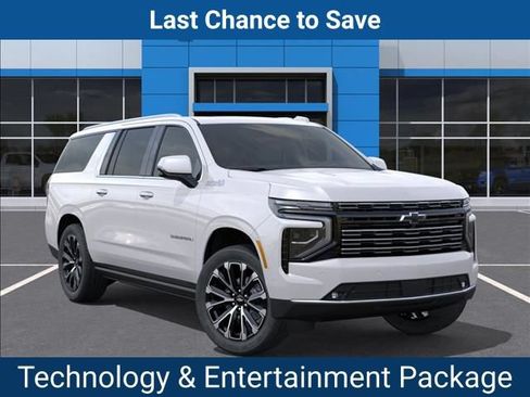 New 2025 Chevrolet Suburban High Country AWD/4WD image 8
