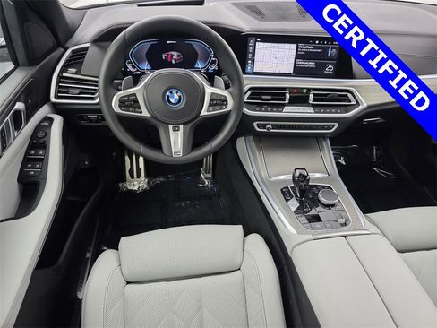 Used 2023 BMW X5 xDrive45e w/ M Sport Package image 13