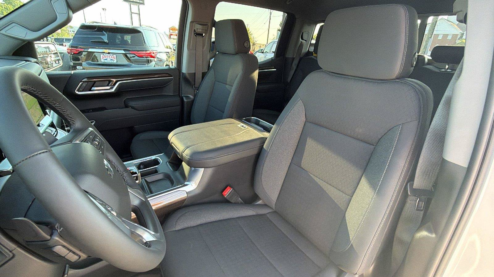 New 2026 Chevrolet Silverado 1500 RST AWD/4WD image 4