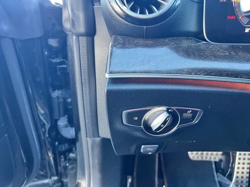 Used 2020 Mercedes-Benz E 450 Cabriolet image 19