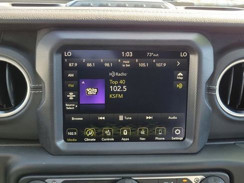 Used 2023 Jeep Wrangler Unlimited Sahara w/ Cold Weather Group image 18