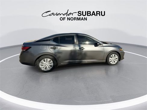 Used 2023 Nissan Sentra S image 8